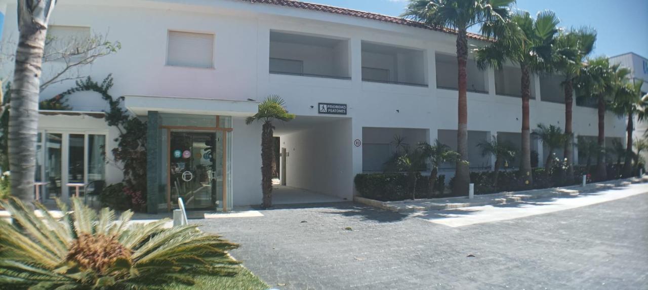 Hostal Las Cumbres Conil de la Frontera Kültér fotó