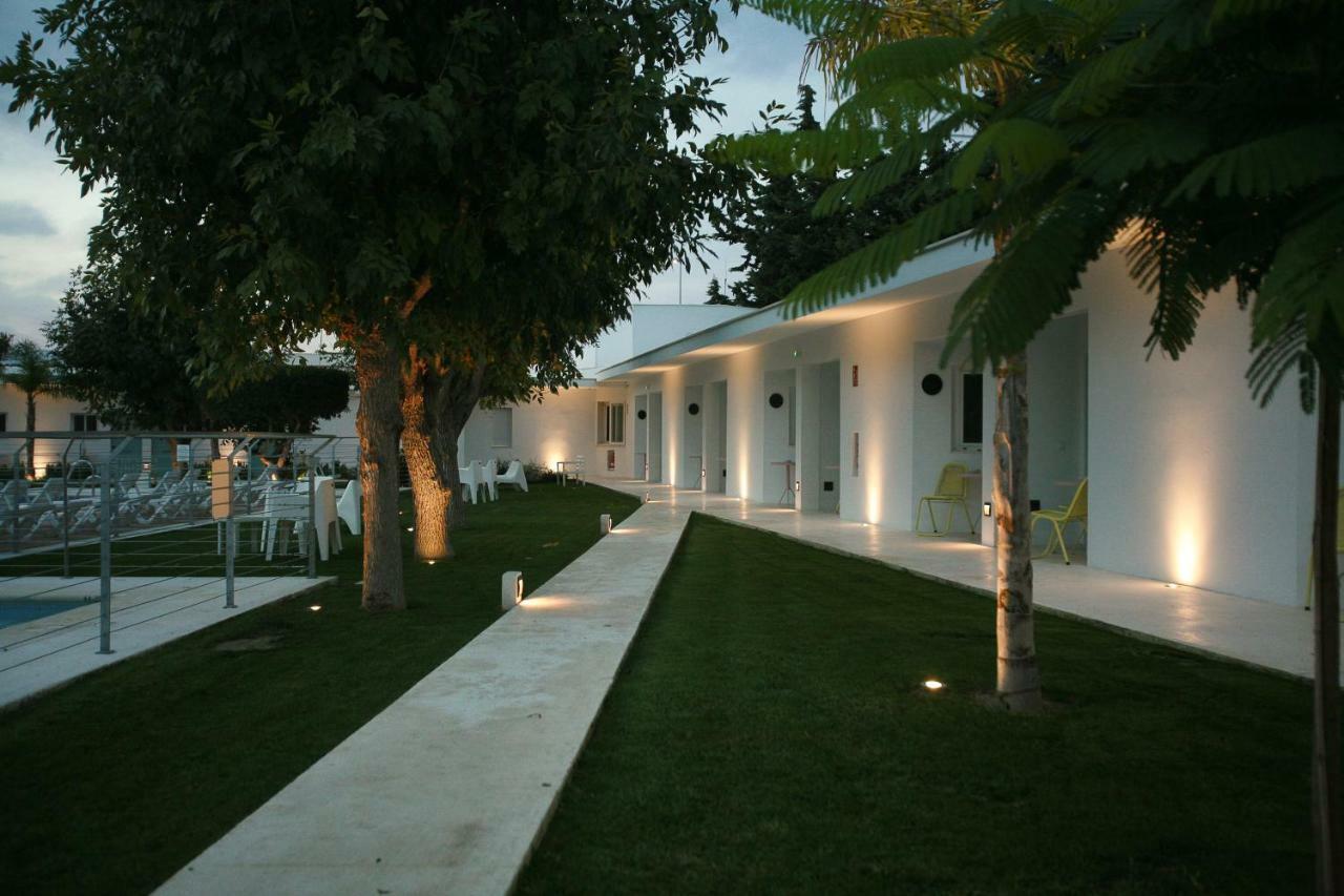 Hostal Las Cumbres Conil de la Frontera Kültér fotó