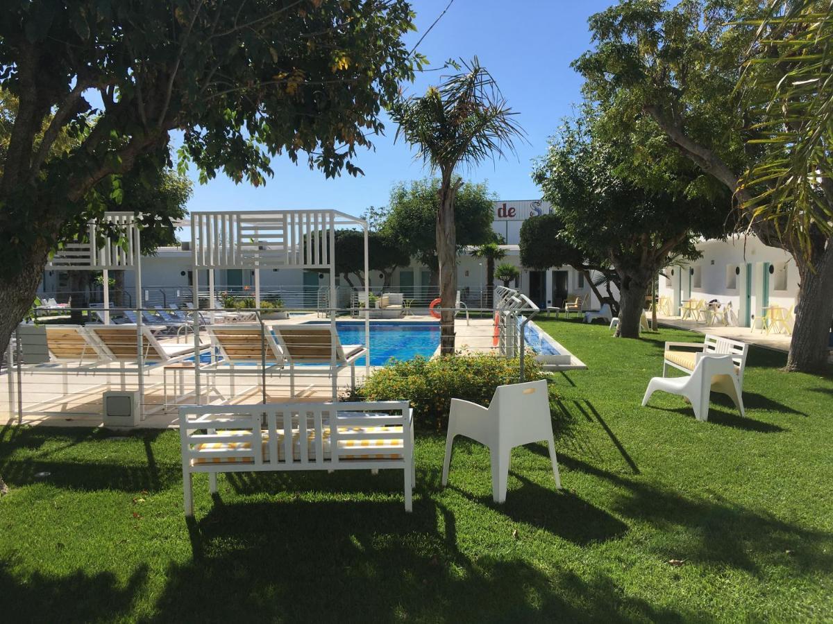 Hostal Las Cumbres Conil de la Frontera Kültér fotó